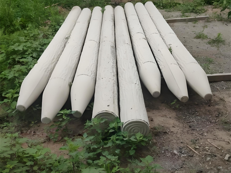 水泥樁批發(fā)廠家泓樺錦嘉-水泥仿木樁的耐腐蝕性如何？